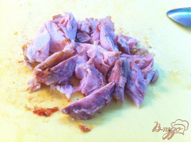 Фото приготовление рецепта: Салат из курицы с грейпфрутом шаг №5