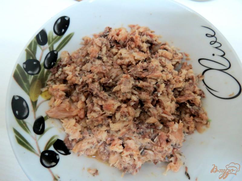 Фото приготовление рецепта: Салат мимоза порционный шаг №2