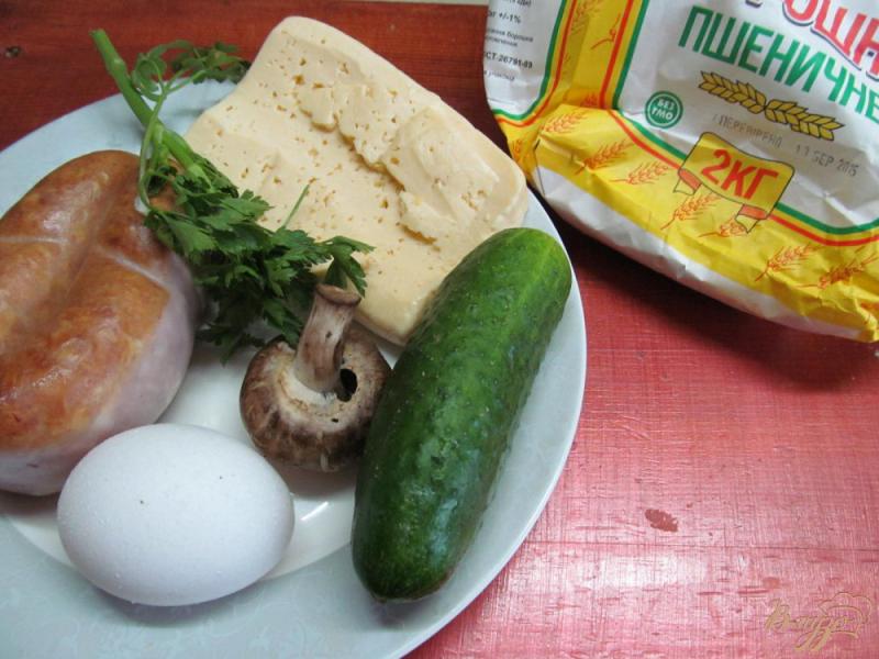Фото приготовление рецепта: Бутерброды в яйце шаг №1