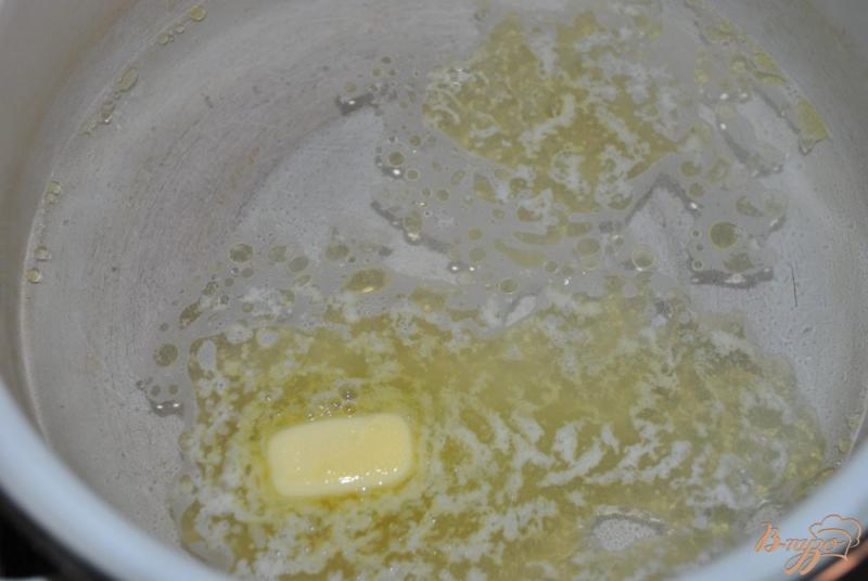 Фото приготовление рецепта: Блинчики без молока и яиц шаг №1