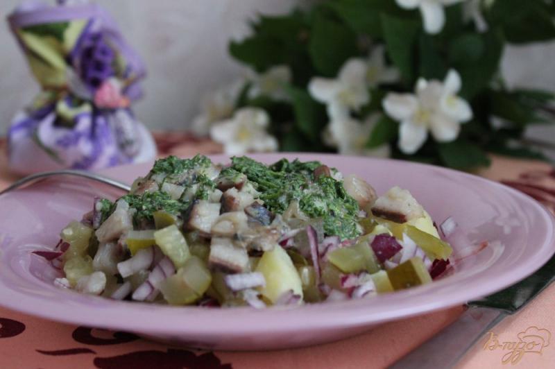 Фото приготовление рецепта: Немецкий картофельный салат с сельдью шаг №7