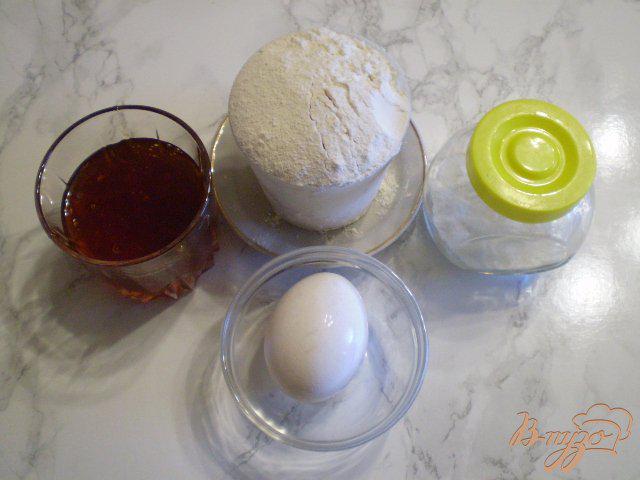 Фото приготовление рецепта: Пирог на меду из одуванчиков шаг №1