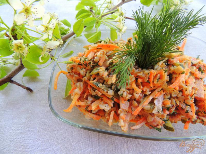 Фото приготовление рецепта: Салат с гречкой и ветчиной шаг №5