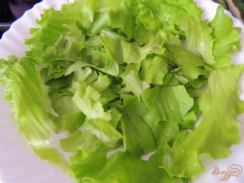 Фото приготовление рецепта: Весенний салат с гречкой и грибами шаг №6