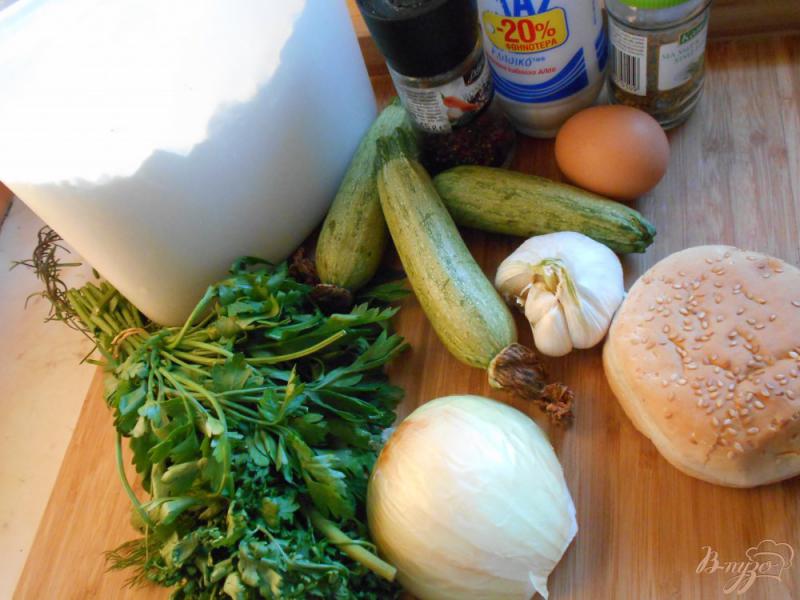 Фото приготовление рецепта: Бургер овощной шаг №1