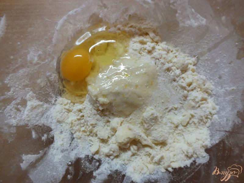 Фото приготовление рецепта: Детское лимонное печенье шаг №4