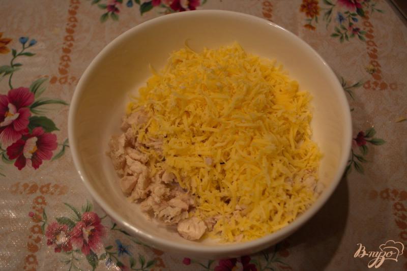 Фото приготовление рецепта: Нарядный салат « Долька арбуза » шаг №2