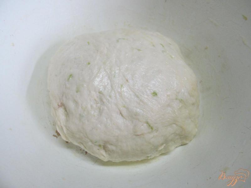 Фото приготовление рецепта: Хлеб с кабачком и горчицей шаг №5