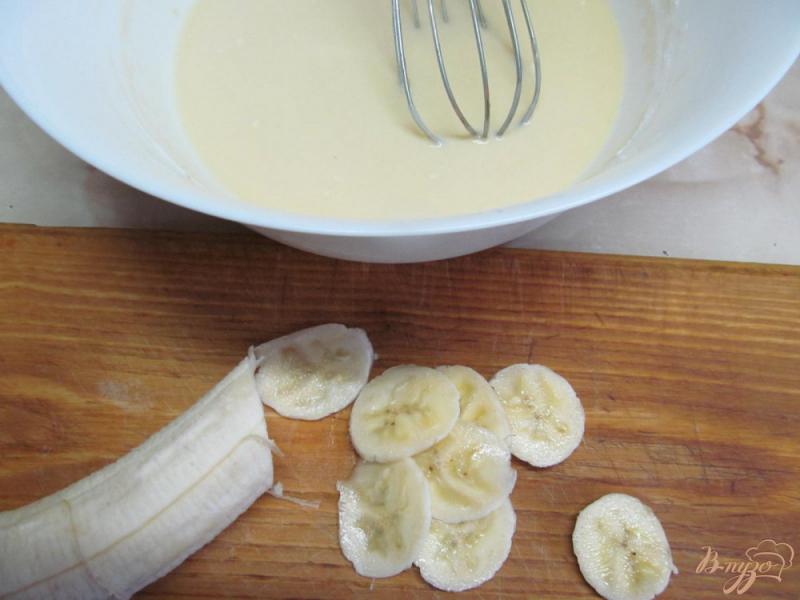 Фото приготовление рецепта: Блинчики с бананом шаг №5