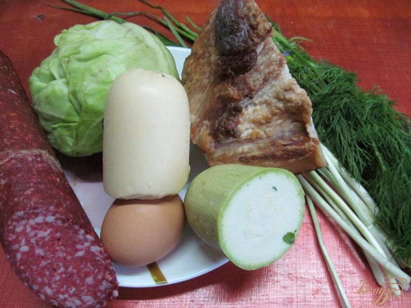 Фото приготовление рецепта: Овощные котлеты с беконом и колбасой шаг №1