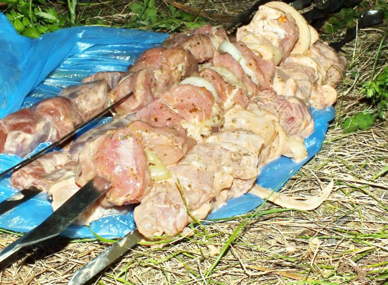 Фото приготовление рецепта: Шашлык из свинины в собственном соку шаг №3