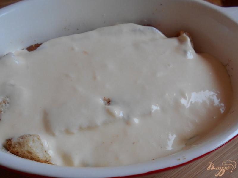 Фото приготовление рецепта: Творожная запеканка со сладкой булочкой шаг №6
