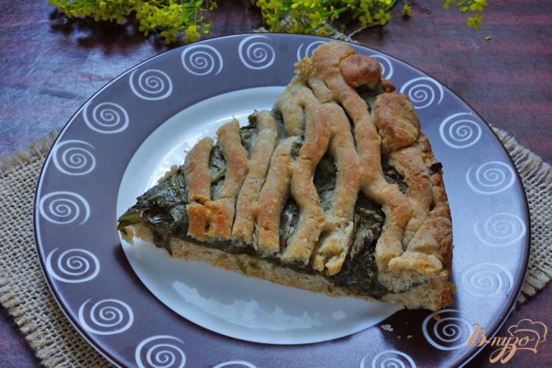 Фото приготовление рецепта: Пирог с начинкой из щавеля шаг №11