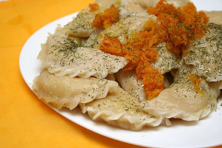 Постные вареники с картошкой Постные вареники с картошкой