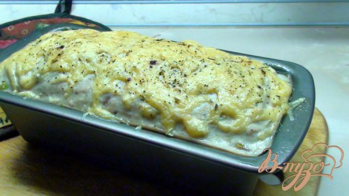 Террин из курицы с фисташками под сырной корочкой. Террин из курицы с фисташками под сырной корочкой.