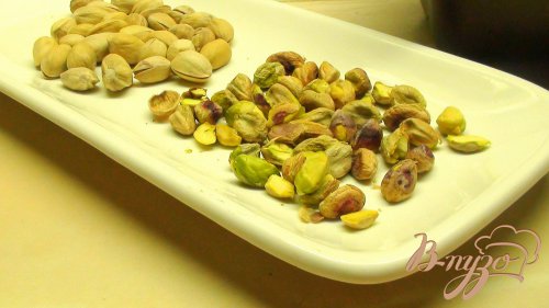 Террин из курицы с фисташками под сырной корочкой. Террин из курицы с фисташками под сырной корочкой.