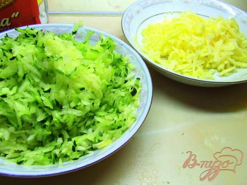 Суфле из кабачка с сырами и зеленью. Суфле из кабачка с сырами и зеленью.