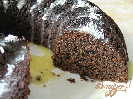 Шоколадный кекс с черничным джемом и корицей