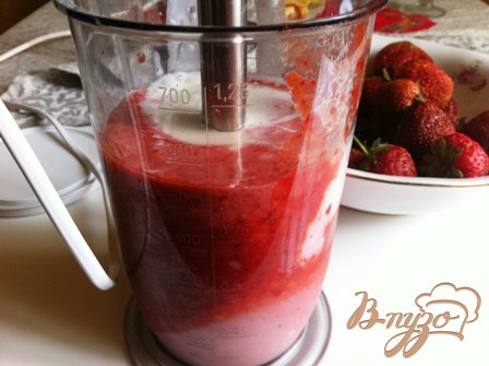 Снежок с клубникой Снежок с клубникой