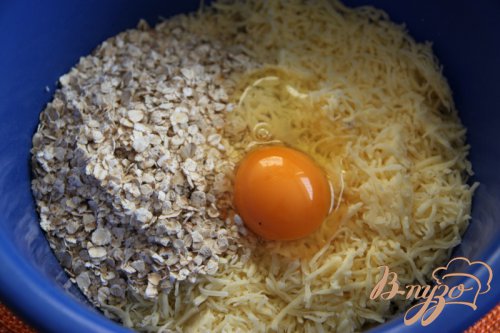 Мини-булочки с пшеничными хлопьями и начинкой Мини-булочки с пшеничными хлопьями и начинкой
