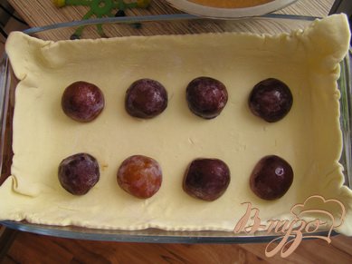 Яблочный пирог со сливами и корицей Яблочный пирог со сливами и корицей