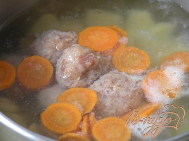 Суп с мясными шариками Суп с мясными шариками