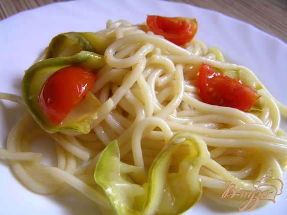 Рецепт Спагетти с цуккини и черри