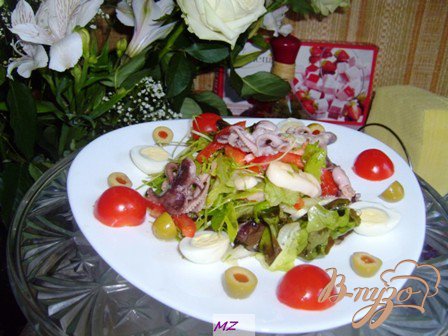 Рецепт Легкий салат с морепродуктами