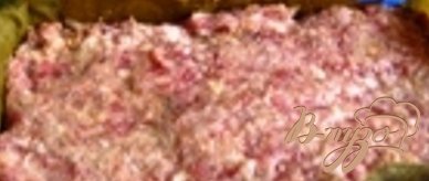 Рулет мясной с сулугуни и яйцом Рулет мясной с сулугуни и яйцом