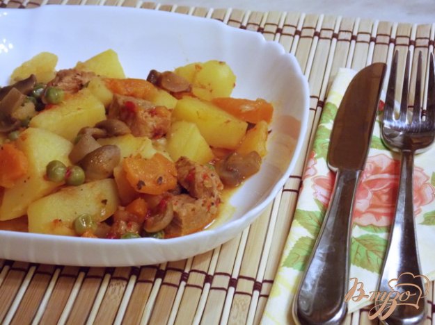 Рецепт Мясное рагу с картофелем и зеленым горошком по-тирольски
