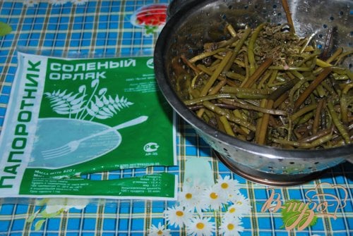 Закуска с папоротником Ли-шен Закуска с папоротником Ли-шен
