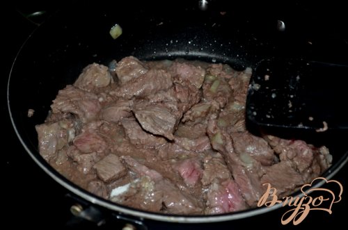 Говядина ,тушеная с овощами в пиве Говядина ,тушеная с овощами в пиве