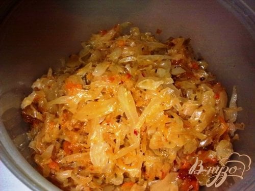 Пирожки с квашеной капустой. Пирожки с квашеной капустой.