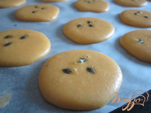 Макарон с маракуйей Макарон с маракуйей