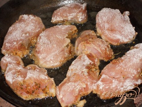Куриная грудка с оливками Куриная грудка с оливками