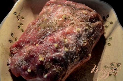 Тушеное мясо с чесноком Тушеное мясо с чесноком