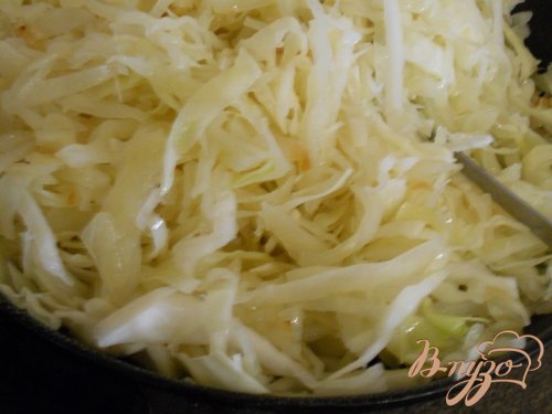 Варенички с капустой Варенички с капустой