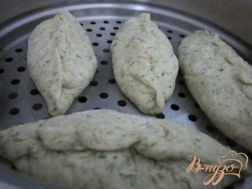 Паровые пирожки с мясом и пикантными овощами Паровые пирожки с мясом и пикантными овощами