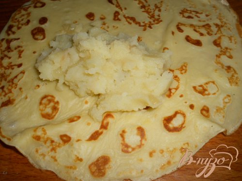 Блины с картофелем и селедочным соусом Блины с картофелем и селедочным соусом