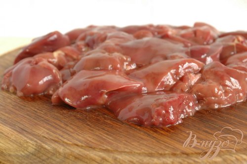 Пудинг из куриной печени с шампиньонами Пудинг из куриной печени с шампиньонами
