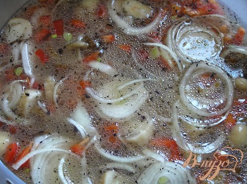 Грибное ризотто с каперсами и сладким красным перцем Грибное ризотто с каперсами и сладким красным перцем
