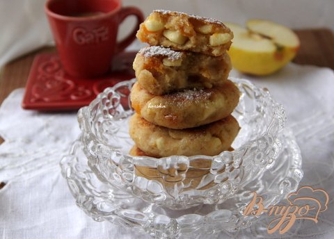 Итальянские манные оладьи с яблоком и курагой Итальянские манные оладьи с яблоком и курагой