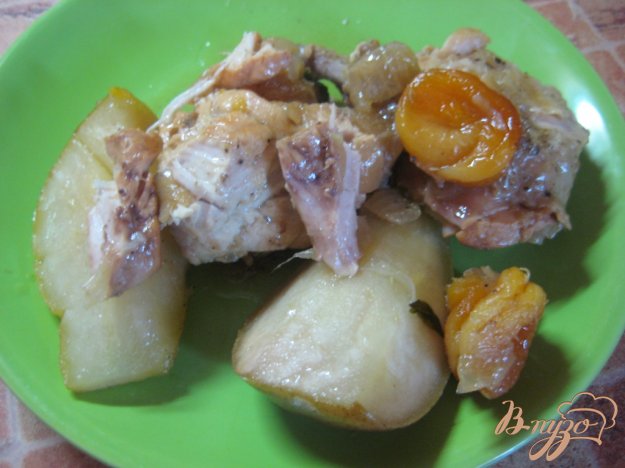 Рецепт Тажин с курицей и грушами