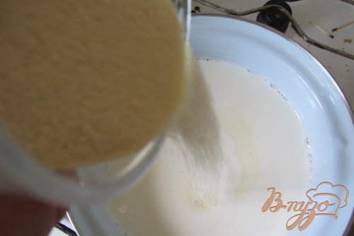Манная каша с клубником Манная каша с клубником