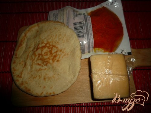 Хрустящая пита с морковью-по корейски и сыром Хрустящая пита с морковью-по корейски и сыром