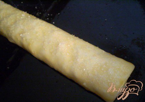 Большая слойка с яблоками Большая слойка с яблоками
