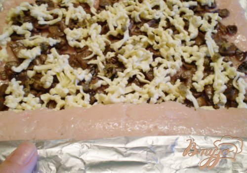 Рулет мясной с грибами, сыром и каперсами Рулет мясной с грибами, сыром и каперсами