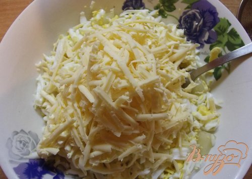 Салат с креветками, ананасом и чесноком Салат с креветками, ананасом и чесноком