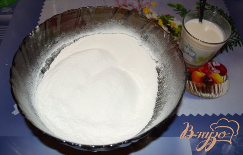 Тропическая пицца с соусом Тропическая пицца с соусом