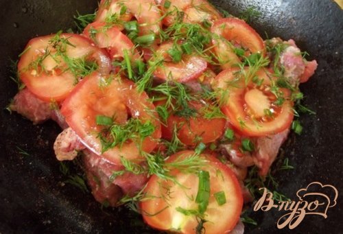 Мясо запеченное с помидорами Мясо запеченное с помидорами